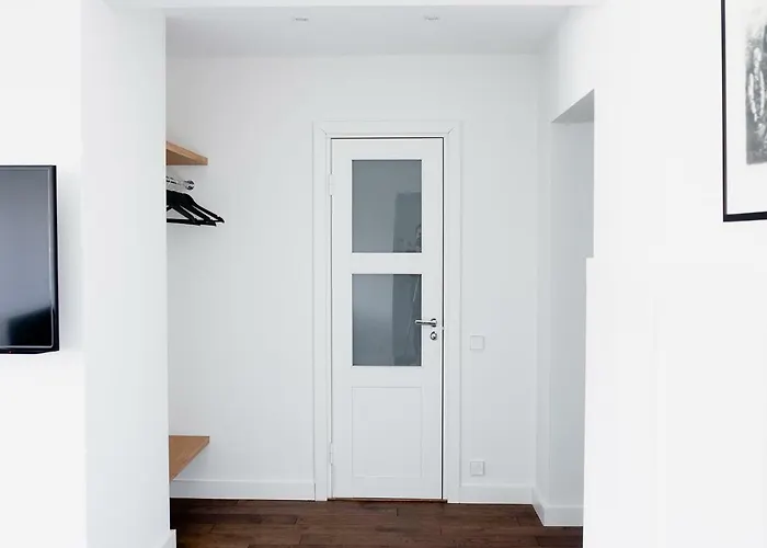 Supeluse-strassel With Gated Parking アパート パルヌ